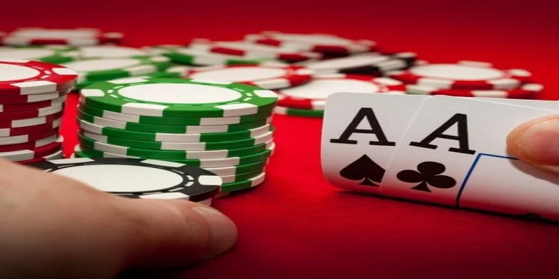 Poker là gì? Trò chơi trí tuệ đỉnh cao trong làng cá cược